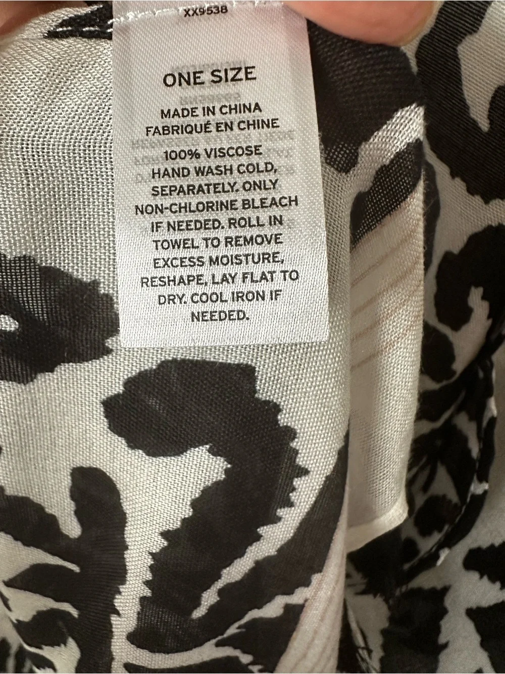NORDSTROM OSFM Black & White Printed Summer Kimono With Armhole And Tassels